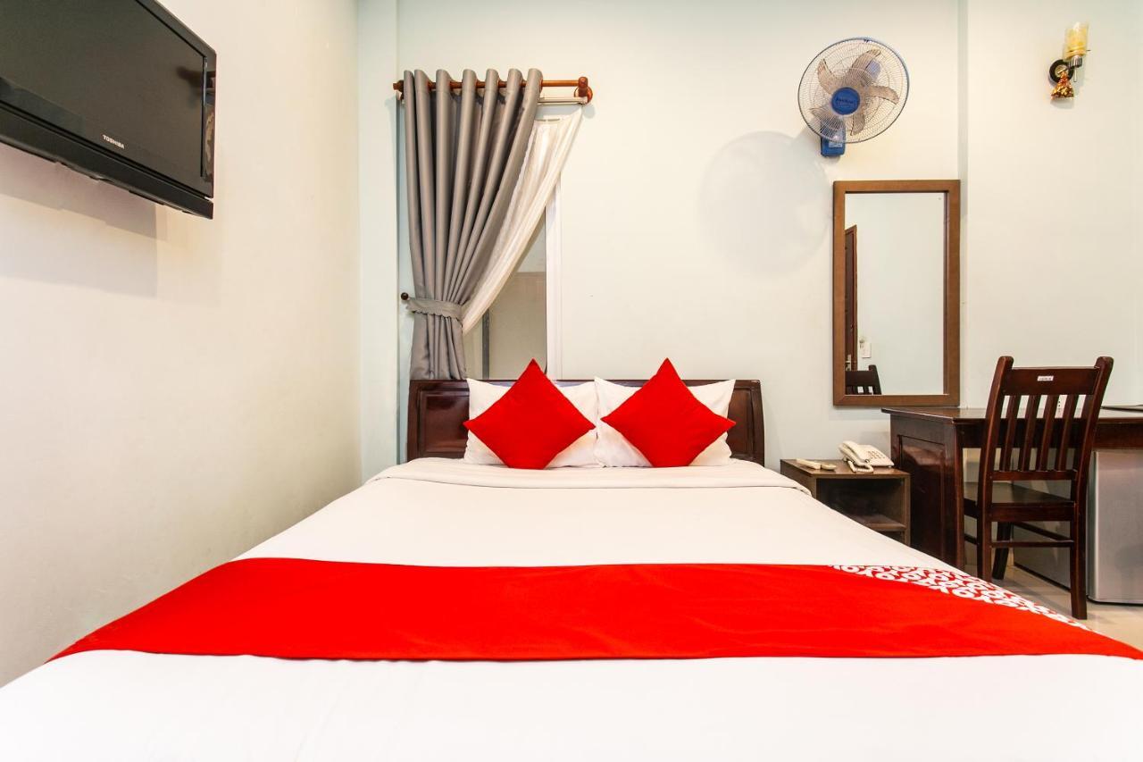 Oyo 557 Phi Yen Hotel Дананг Экстерьер фото